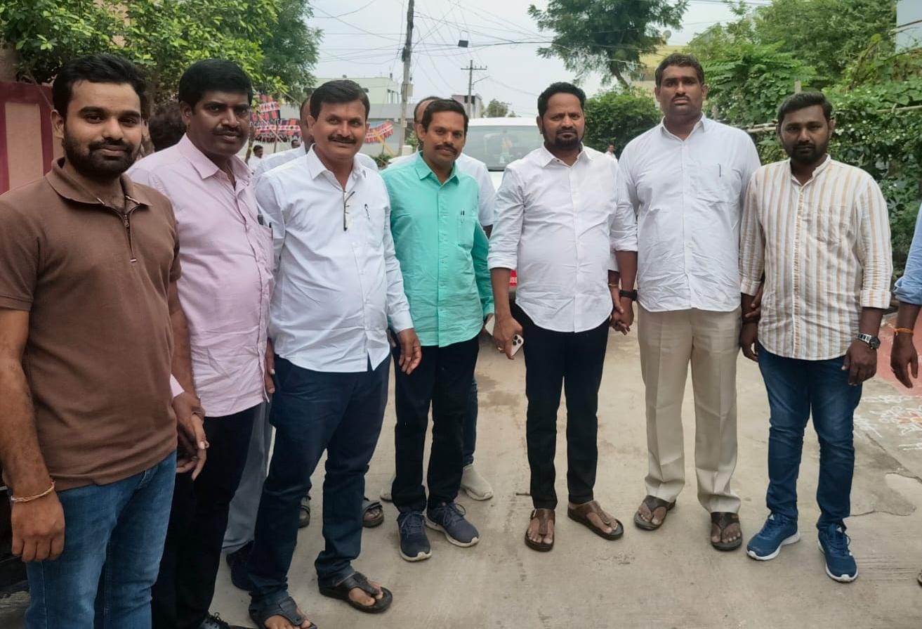 విద్యారంగ సమస్యలు పరిష్కారించాలి