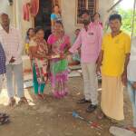 మానవ సేవే మాధవ సేవ గ్రూప్ సభ్యుల ఆర్ధిక సాయం