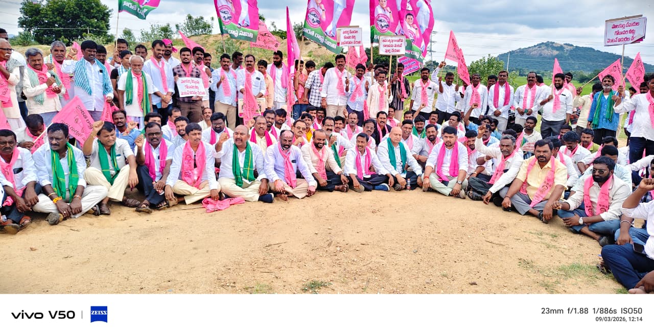 జిల్లా నాయకులు పసునూరి నవీన్, మాజీ జడ్పీటిసి పుస్కురి శ్రీనివాస్ రావు