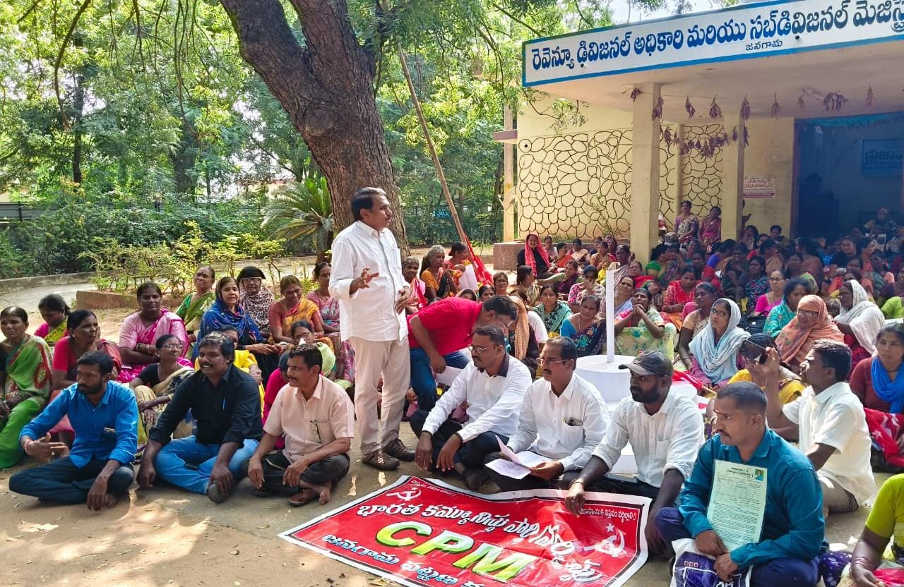 ఎండి అబ్బాస్ సిపిఎం రాష్ట్ర కార్యదర్శి వర్గ సభ్యులు