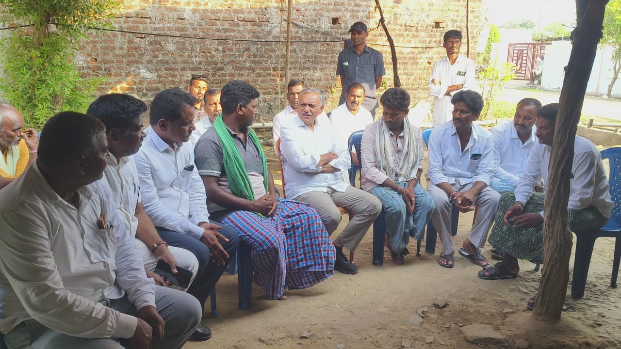 మాజీ ఎమ్మెల్యే గండ్ర వెంకట రమణా రెడ్డి